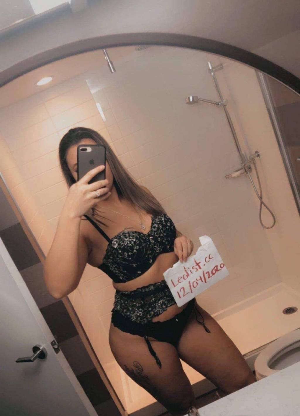 Tired & you wanna make fun. CuMm take a lunch here baby