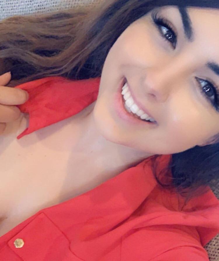 Sexy Sandra