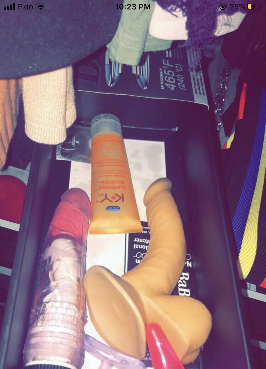 WEBCAM SESSIONS-SNAPCHAT STORIES-CUSTOM VIDEOS