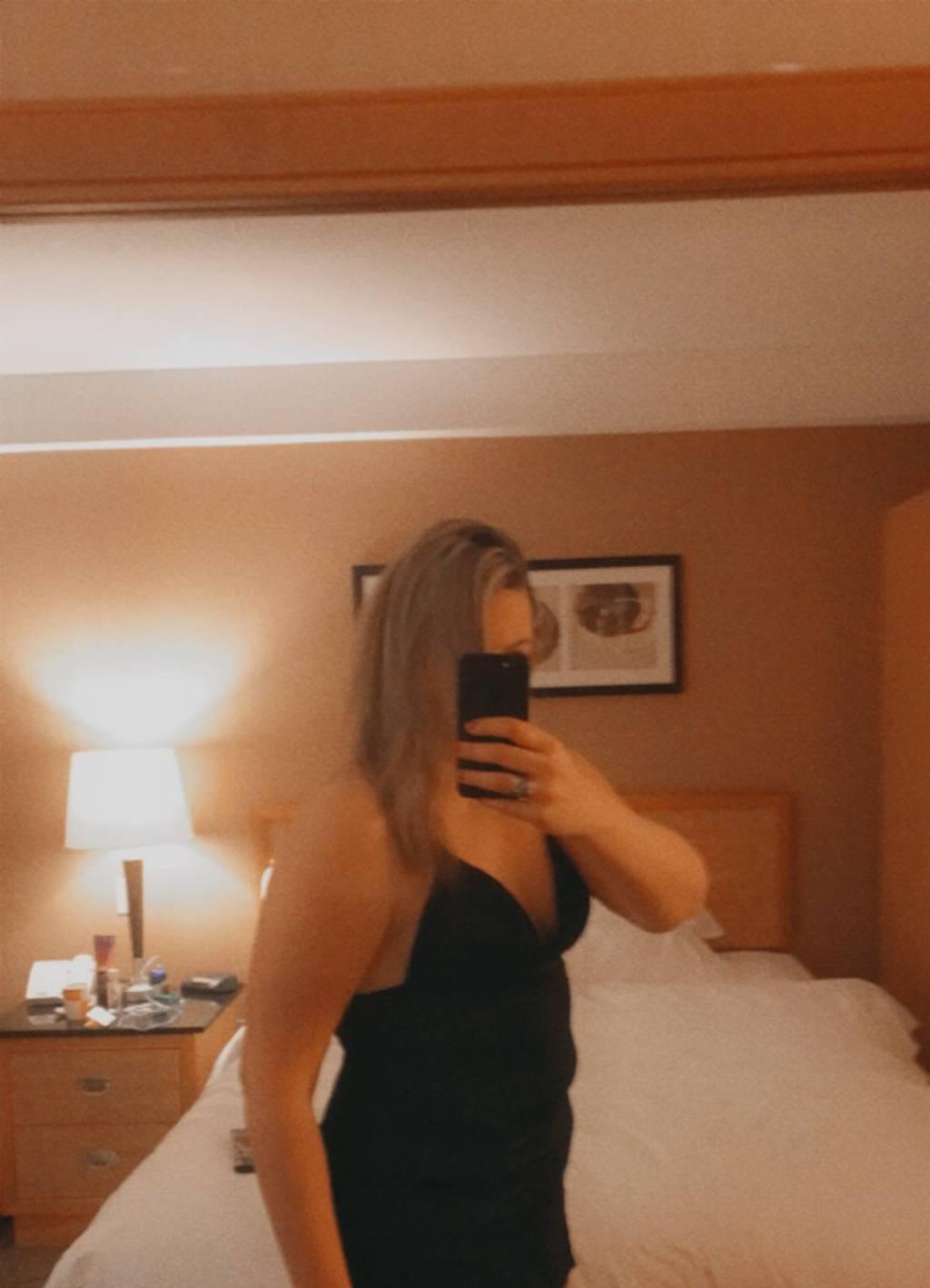 tall curvy blonde, squirter!!! One night only
