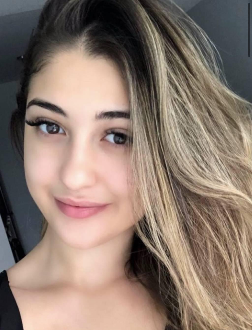 EXOTIC tightcolombian Amazing UpscaleServicepartyGirl