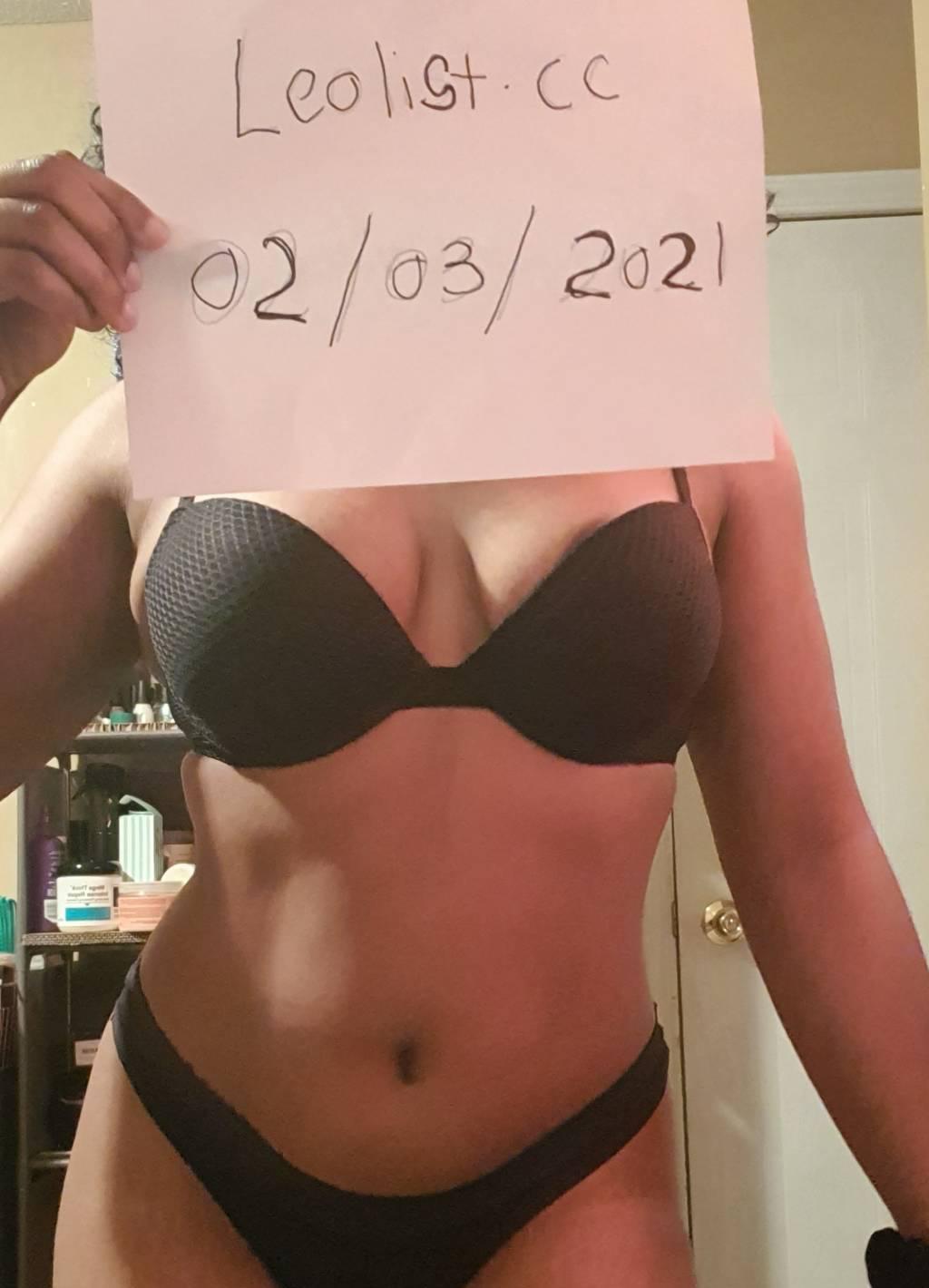 *Outcalls only*mixed goddess in town**5 service.** nymph