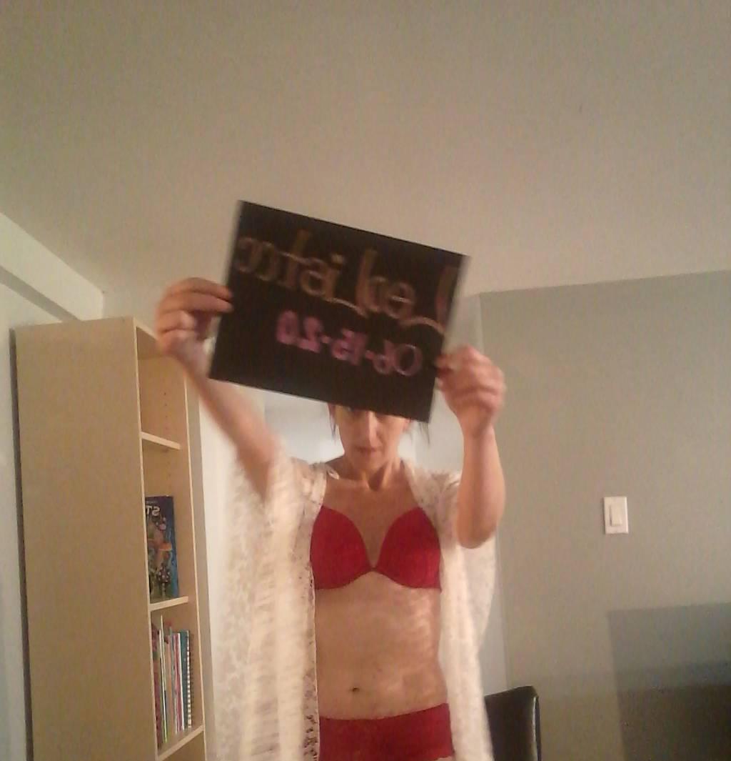 hole in onewet,willing and waiting for you xoxo