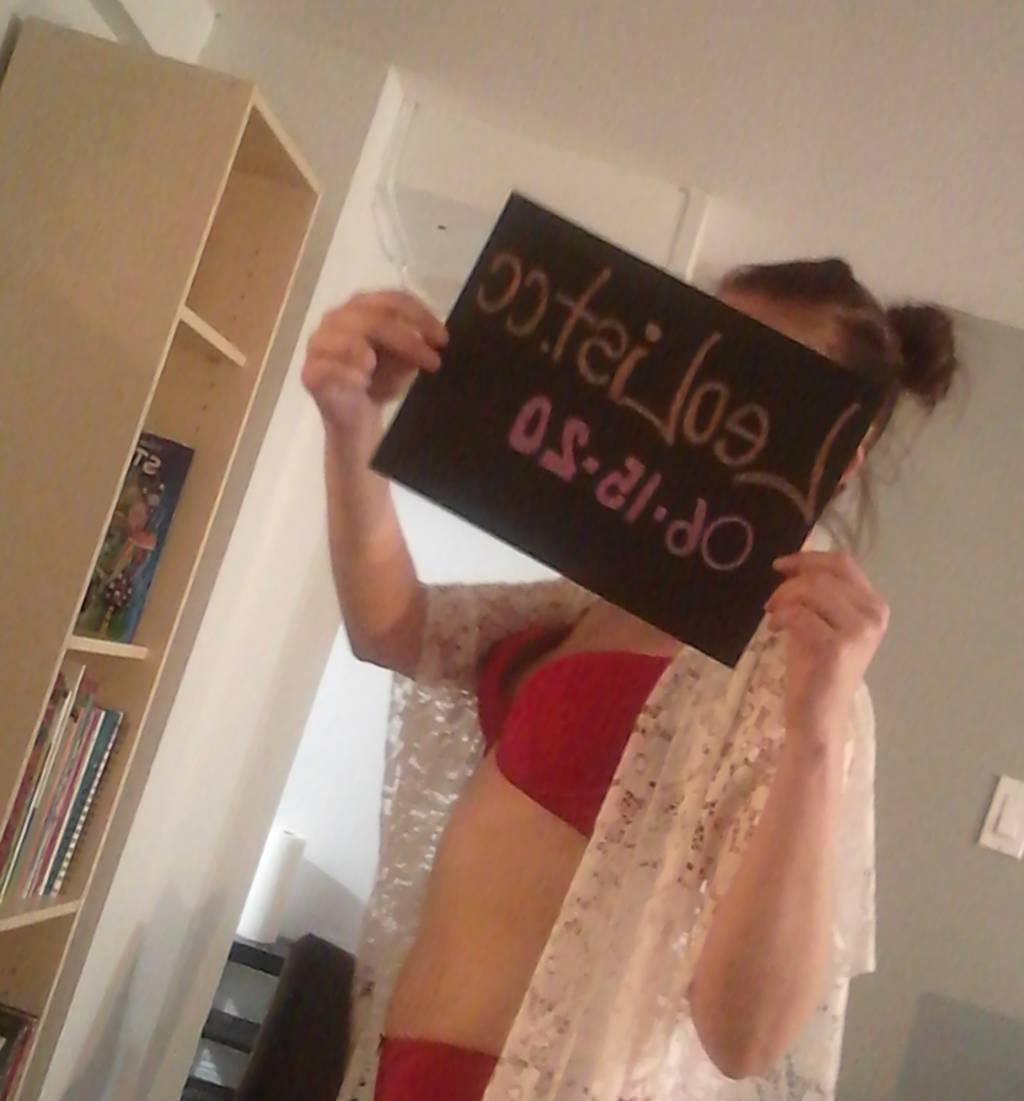 hole in onewet,willing and waiting for you xoxo