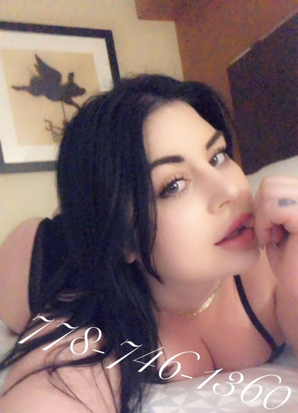 REAL VIDEO REAL SNAPCHAT ALL VERIFIED Cute Curvy Friendly