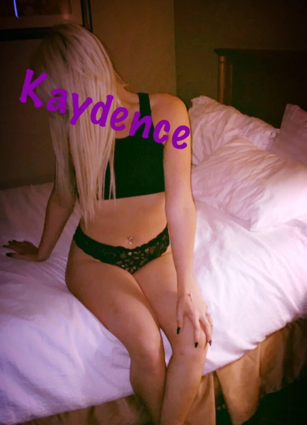 *WHITBY*-WELL REVIEWED HOT BLONDE-*SUNDAY*