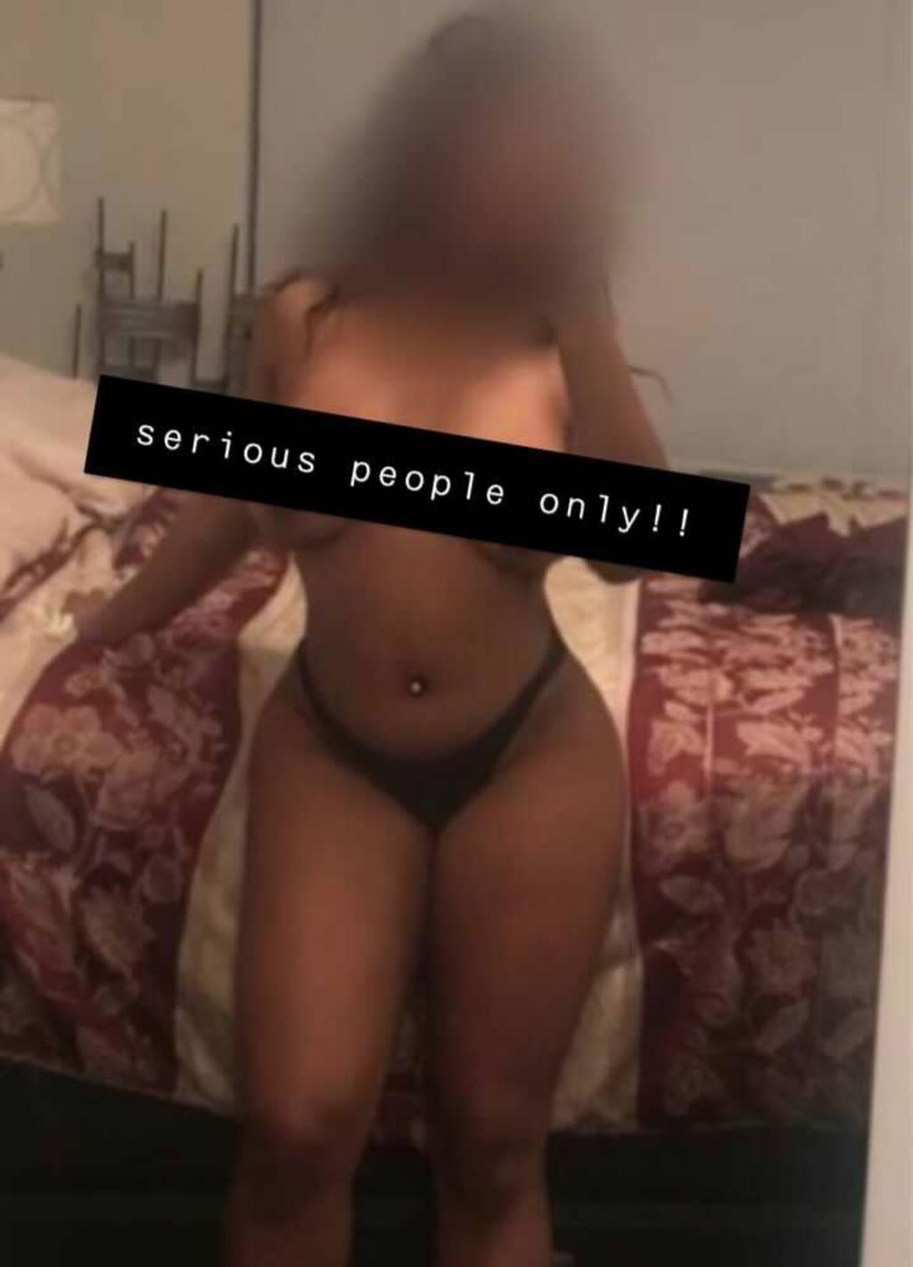 sexy Miya in town come play with me