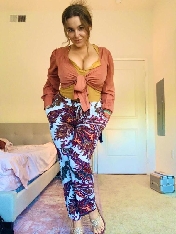 Available , incall & Outcall