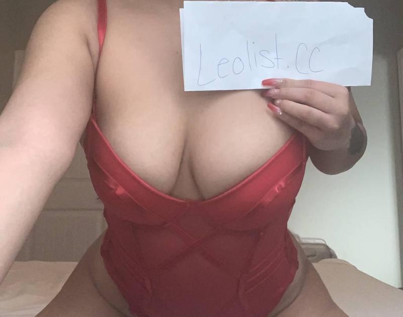 baddie sensuel little girl in town *100% real*incall